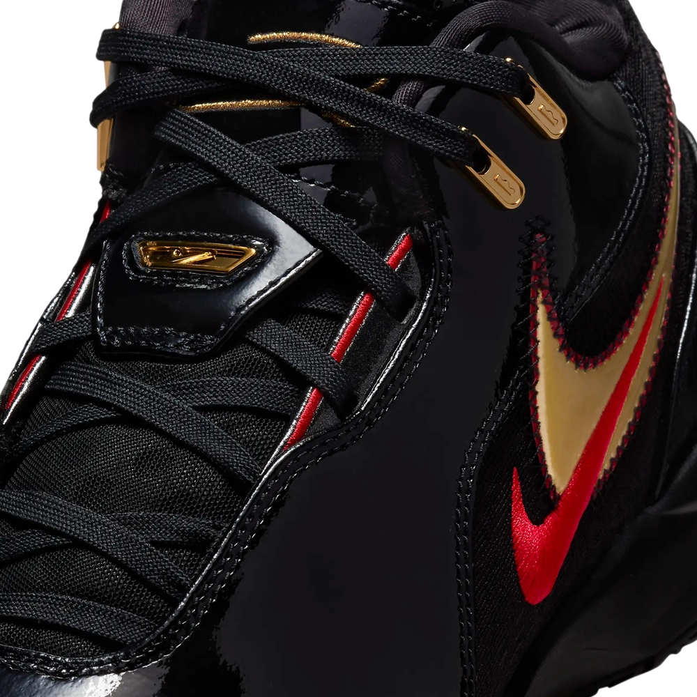 new lebron shoes black