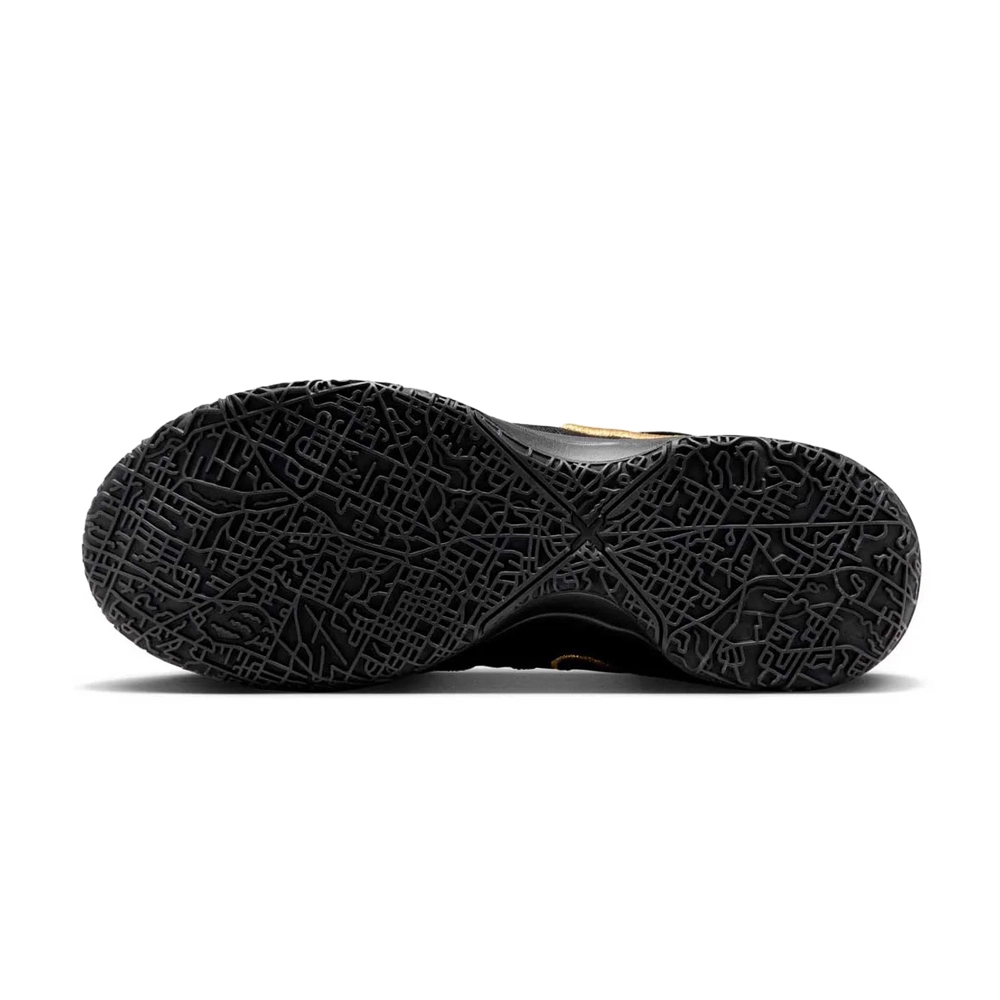 new lebron shoes black