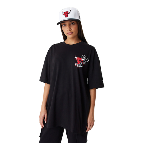 NEW ERA CHICAGO BULLS NBA ARCH WORDMARK OVERSIZED T-SHIRT 'BLACK'