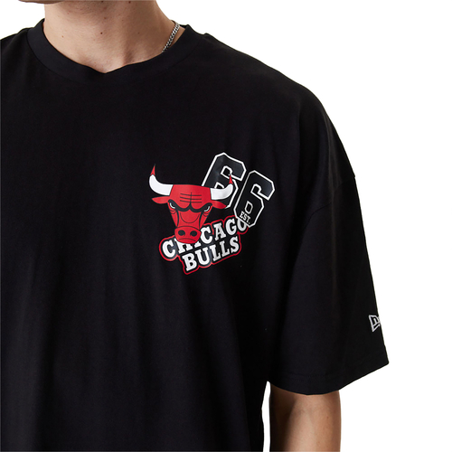 NEW ERA CHICAGO BULLS NBA ARCH WORDMARK OVERSIZED T-SHIRT 'BLACK'