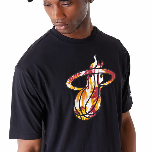 MIAMI HEAT NBA LARGE INFILL OVERSIZED T-SHIRT 'BLACK'