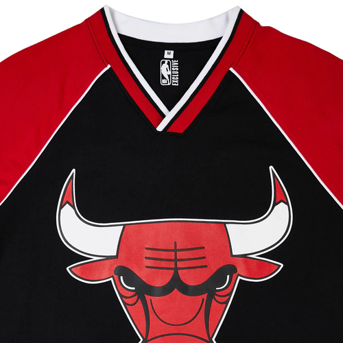 NBA CHICAGO BULLS CONTRAST COLOUR OVERSIZED T-SHIRT 'BLACK'