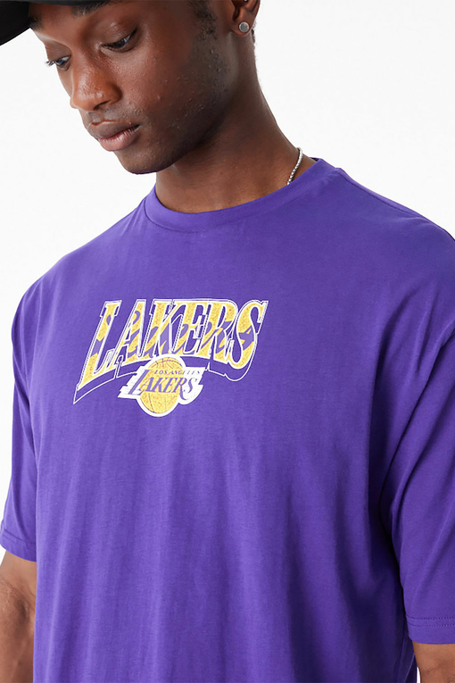 売れ筋商品|||ニューエラ カットソー トップス レディース Women's Purple Los Angeles Lakers Oversized Boxy Crop T-Shirt Purple NBA Three Point Shot Lakers Crop Top - Purple | Fashion Nova