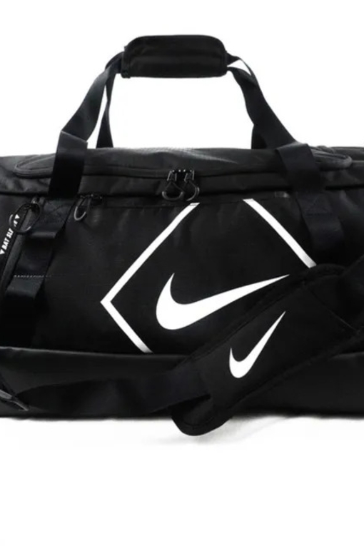 完売必須!☆Nike Diamond Duffel Bag (72L) Nike Diamond Duffel Bag (72L). Nike.com