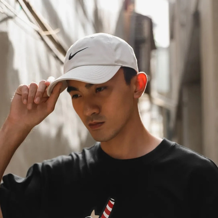 NIKE CLUB UNSTRUCTURED SWOOSH CAP 'LIGHT BONE/BEIGE'