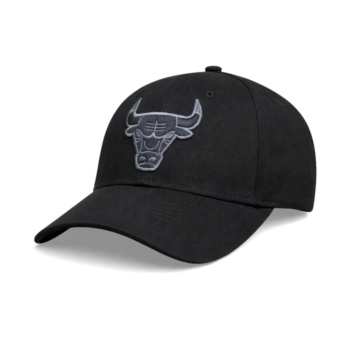 NBA CHICAGO BULLS MONOCHROME BASEBALL CAP 'BLACK'