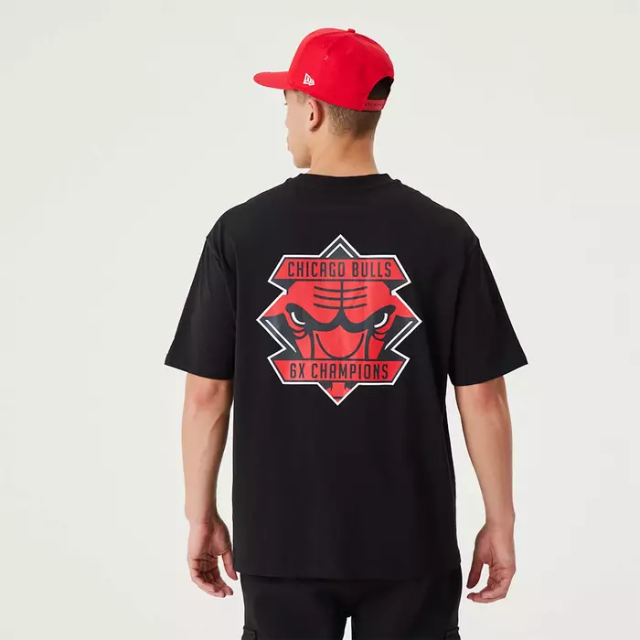 NEW ERA CHICAGO BULLS NBA CHAMPIONSHIP OVERSIZED T-SHIRT 'BLACK'