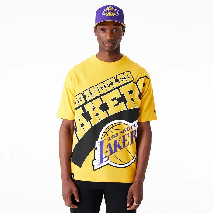 NEW ERA LOS ANGELES LAKERS NBA LARGE WORDMARK DARK OVERSIZED T-SHIRT 'YELLOW'