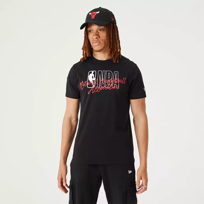 NEW ERA NBA SCRIPT LOGO T-SHIRT 'BLACK/WHITE'