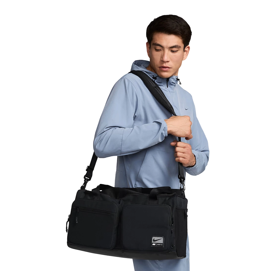 NIKE UTILITY POWER 2.0 DUFFEL BAG SMALL 31 LITRES 'BLACK'