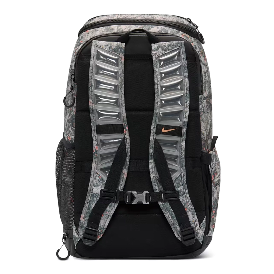 NIKE VARSITY ELITE PRINTED  BACKPACK (32L) 'CREAM/BLACK/GREY'