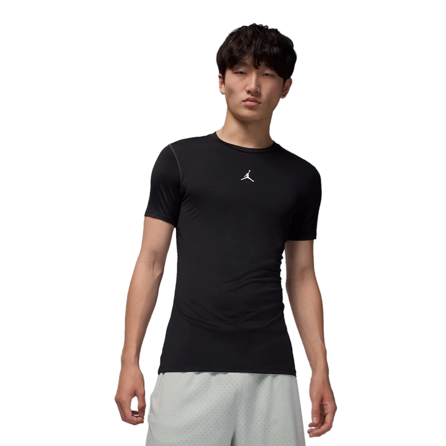 NIKE MEN'S DRI-FIT JORDAN SPORT SHORT-SLEEVE BASE LAYER TOP BLACK