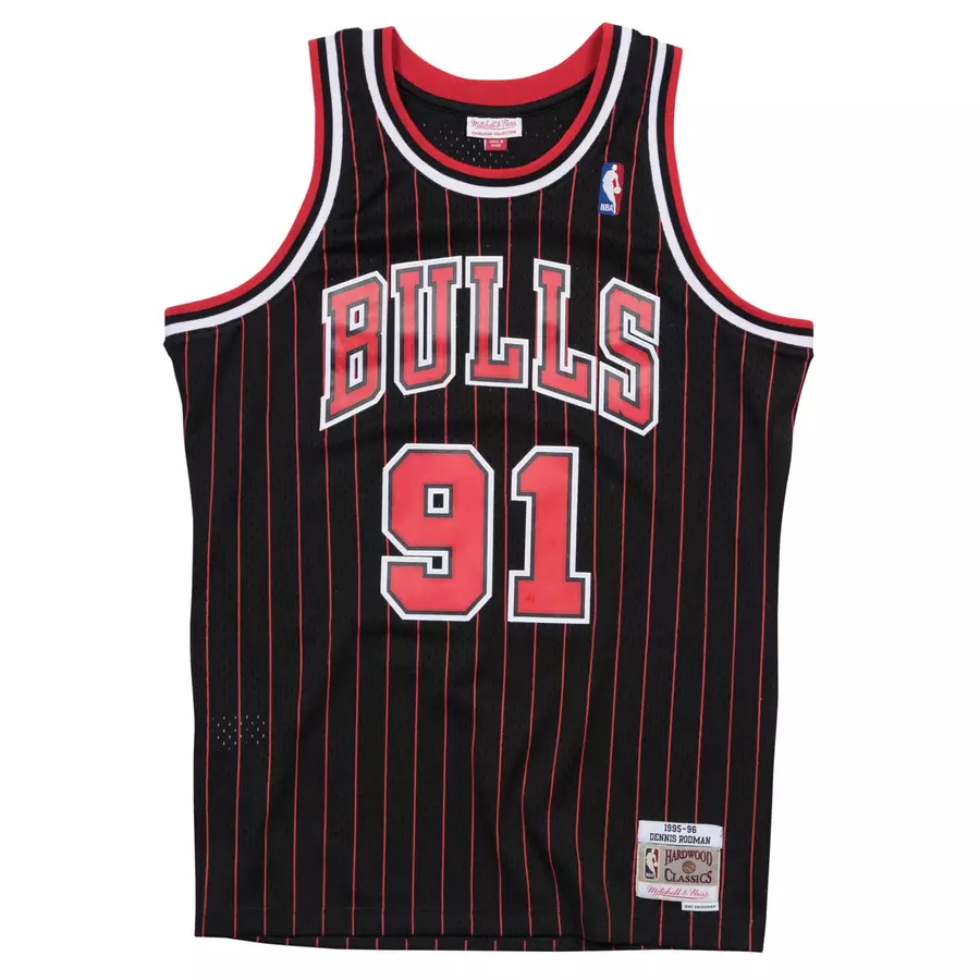 Buy Mitchell & Ness Products Online | NBA Store India 