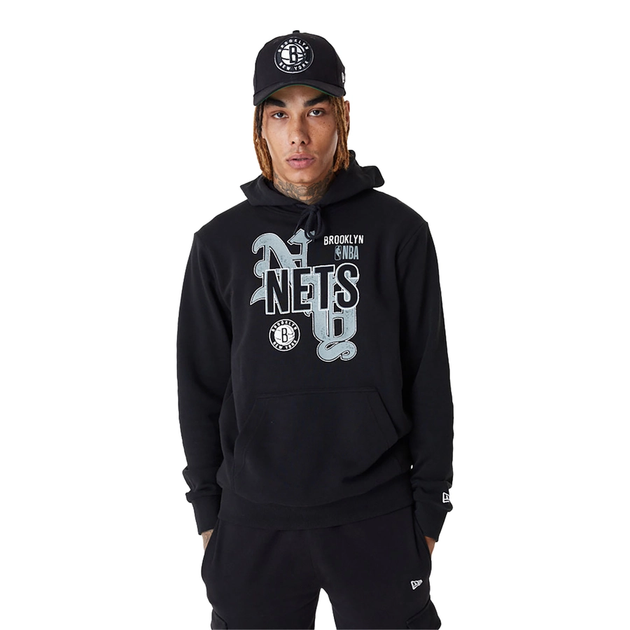 NEW ERA BROOKLYN NETS NBA TEAM GRAPHIC PULLOVER HOODIE 'BLACK'