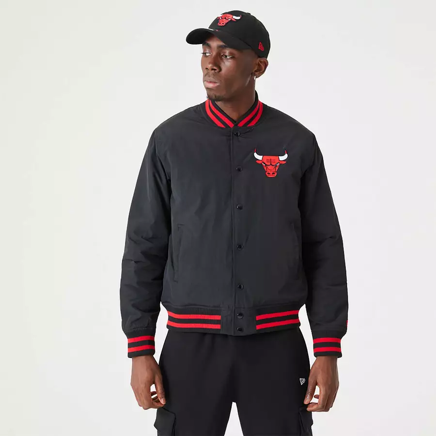 NEW ERA CHICAGO BULLS NBA SCRIPT BOMBER JACKET 'BLACK'