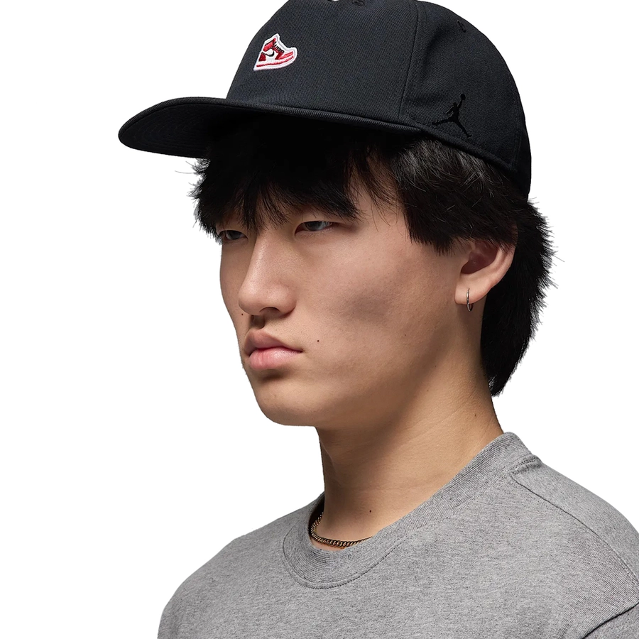 JORDAN PRO STRUCTURED SNEAKER CAP 'BLACK'